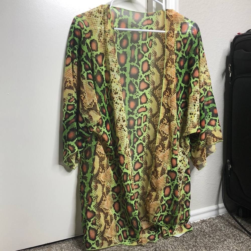 Bright snake print kimono style swimsuit coverup.